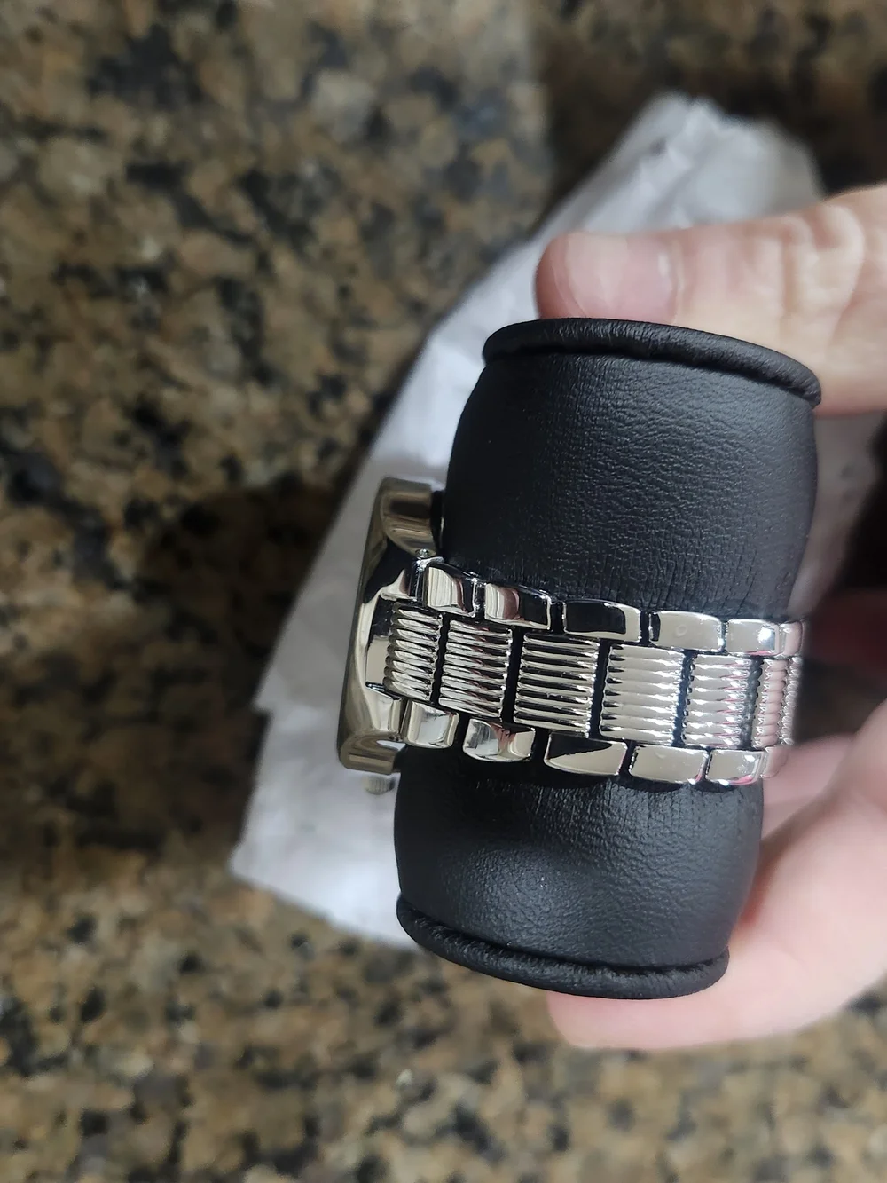 Anne Klein no scratches